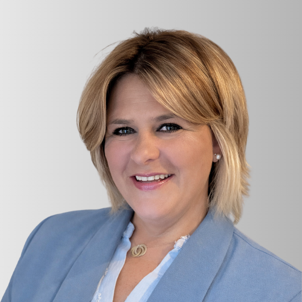 Kimberly Chamberlain headshot